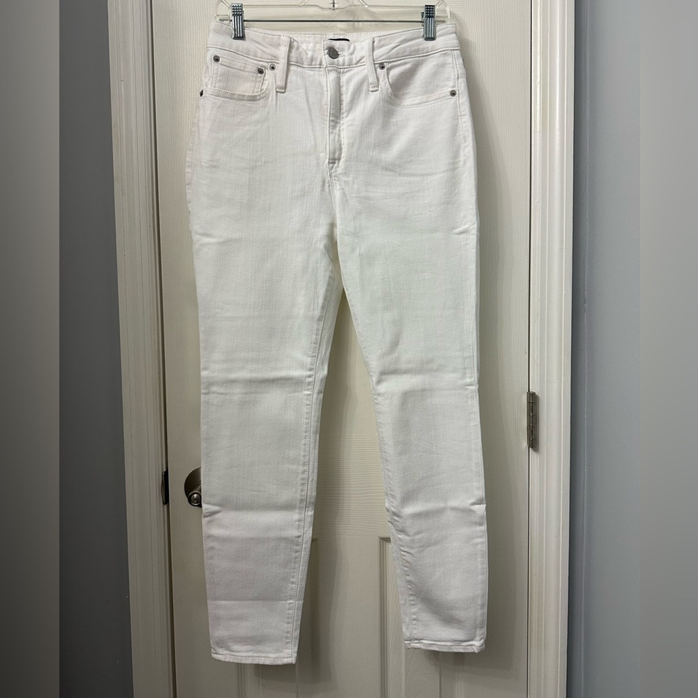 Women’s J Crew white jeans size 30